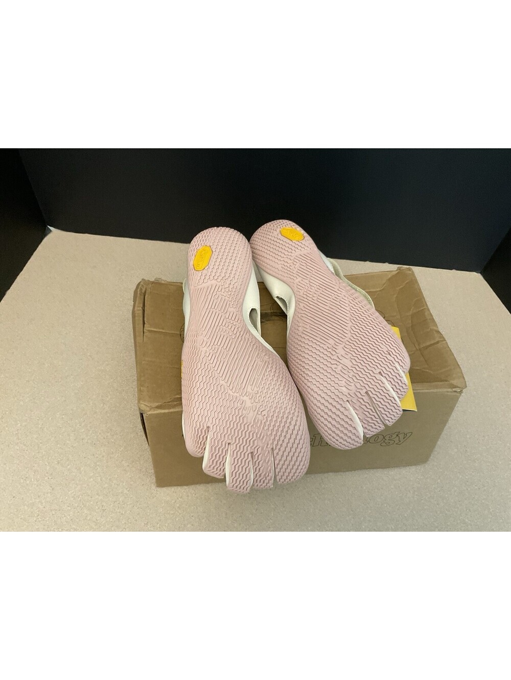New! Womens Vibram Five Fingers V-Soul Fitness/Yoga Shoes. Size 36-US 6-6.5. - Picture 8 of 10